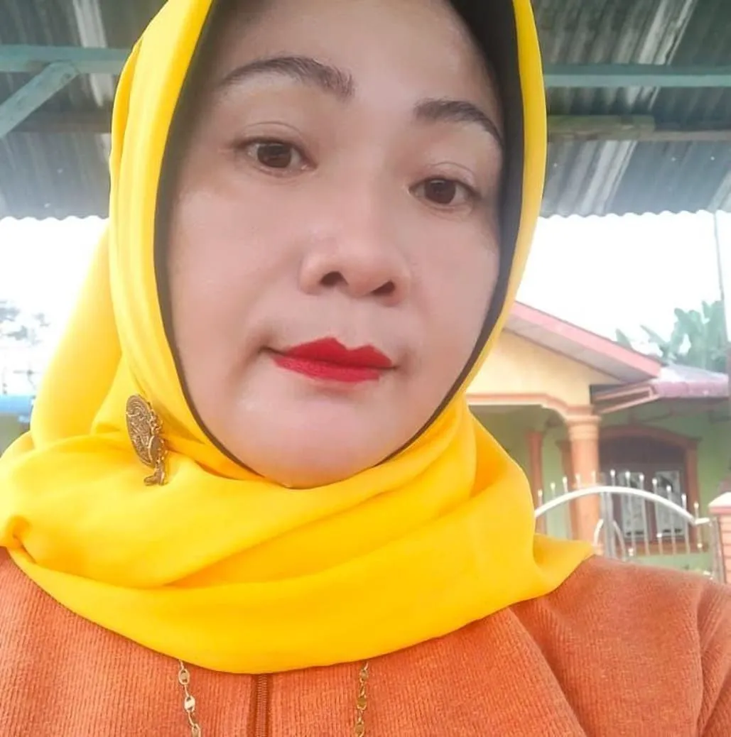 Ayu S.